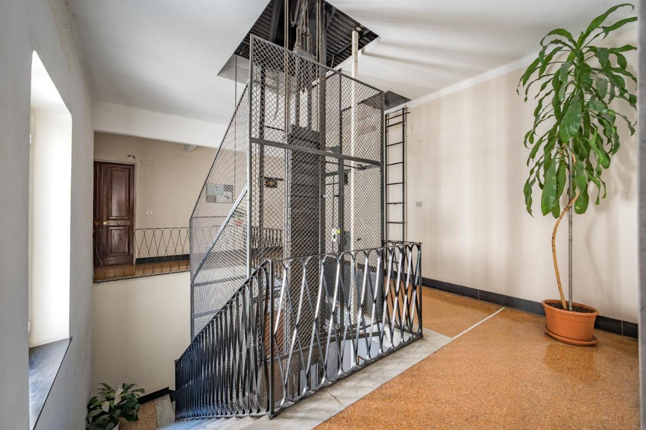 Joivy Penthouse Flat With Terrace Génova Exterior foto